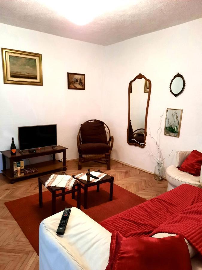Sunshine House Villa Pančevo Exteriör bild